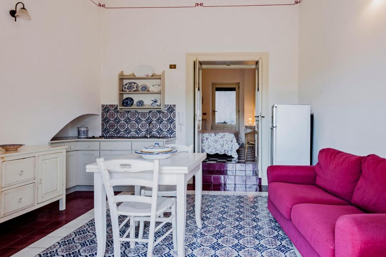 Gli Iris Apartments By Wonderful Italy Linguaglossa Kültér fotó