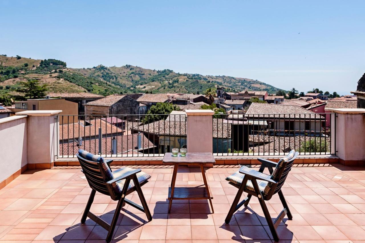 Gli Iris Apartments By Wonderful Italy Linguaglossa Kültér fotó