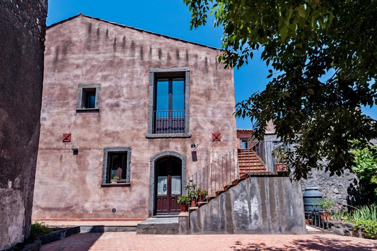 Gli Iris Apartments By Wonderful Italy Linguaglossa Kültér fotó